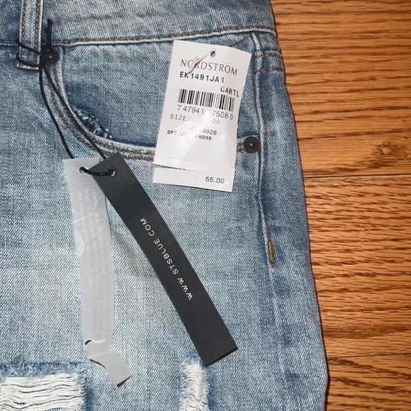 NWT STS BLUE WOMENS DENIM SKIRT WITH ASYMMETRICAL CUT SIZE 29 - Picture 5 of 5